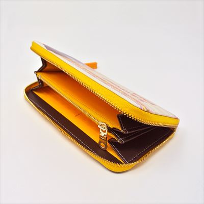 「ゆるキャン 」より、長財布が登場！！ | cafereo